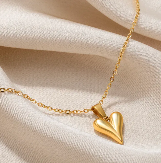 Naszyjnik pozłacany z solidnym sercem